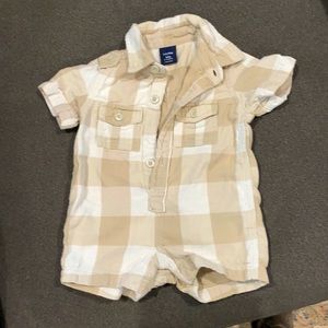 BabyGap 0 to 3 month romper with epaulets